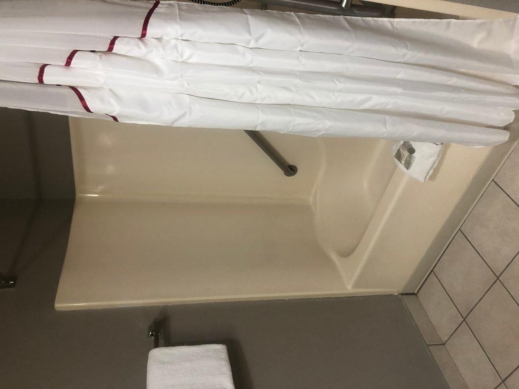 Red Roof Inn Лоренсберг Экстерьер фото